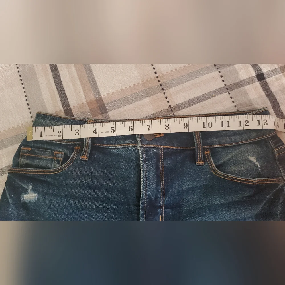 OLD NAVY DISTRESSED HIGH WAISTED JEAN SHORTS WITH RAW HEMLINE - Picture 3 of 5
